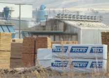 Tolko announces it will reduce stud lumber capacity by 20%