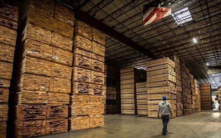 Record demand for American red oak in India
